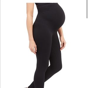 Maternity Spanx seamless leggings